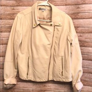 Jennifer Lopez jacket